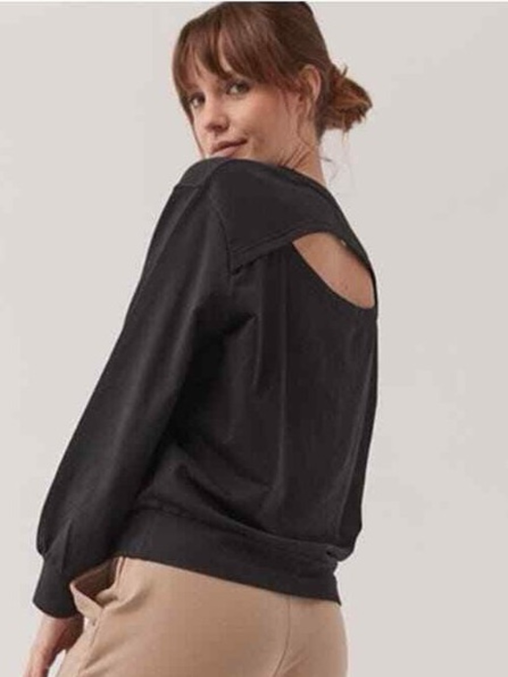 Pact Peek A Boo Crew Sweatshirt Women’s Size M Pullover Cutout Organic Cotton